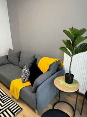 Grey Apartament 2 pokojowy z balkonem w Warszawie
